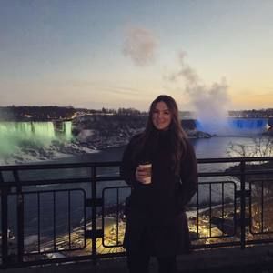 Meet your Posher, Casey